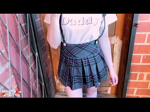 ❤️ Moksleivė giliai čiulpia savo penį ir dulkinasi vietoj pamokų. Porno video prie lt.yespornpics.ru ❌