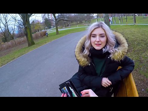 ❤️ Už pinigus nuryja karštą nepažįstamojo spermą - blowjob in the park by Eva Elfie Porno video prie lt.yespornpics.ru ❌
